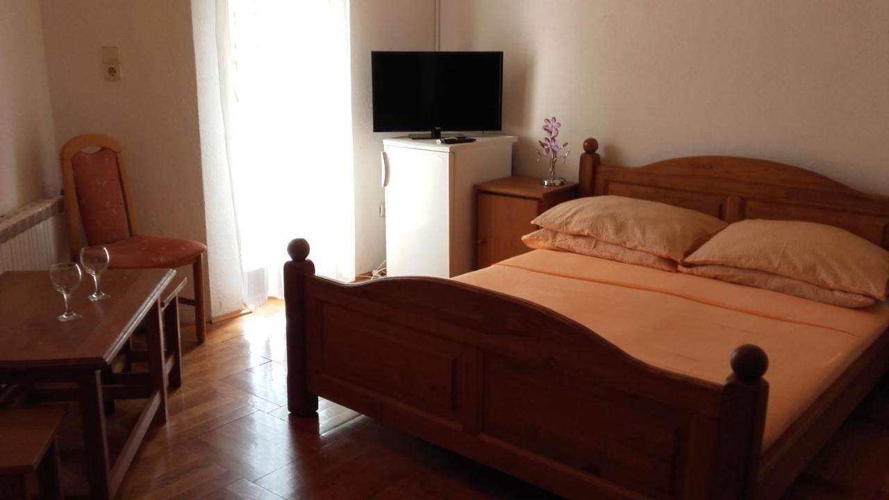 Villa Mateja Donji Okrug  Dış mekan fotoğraf