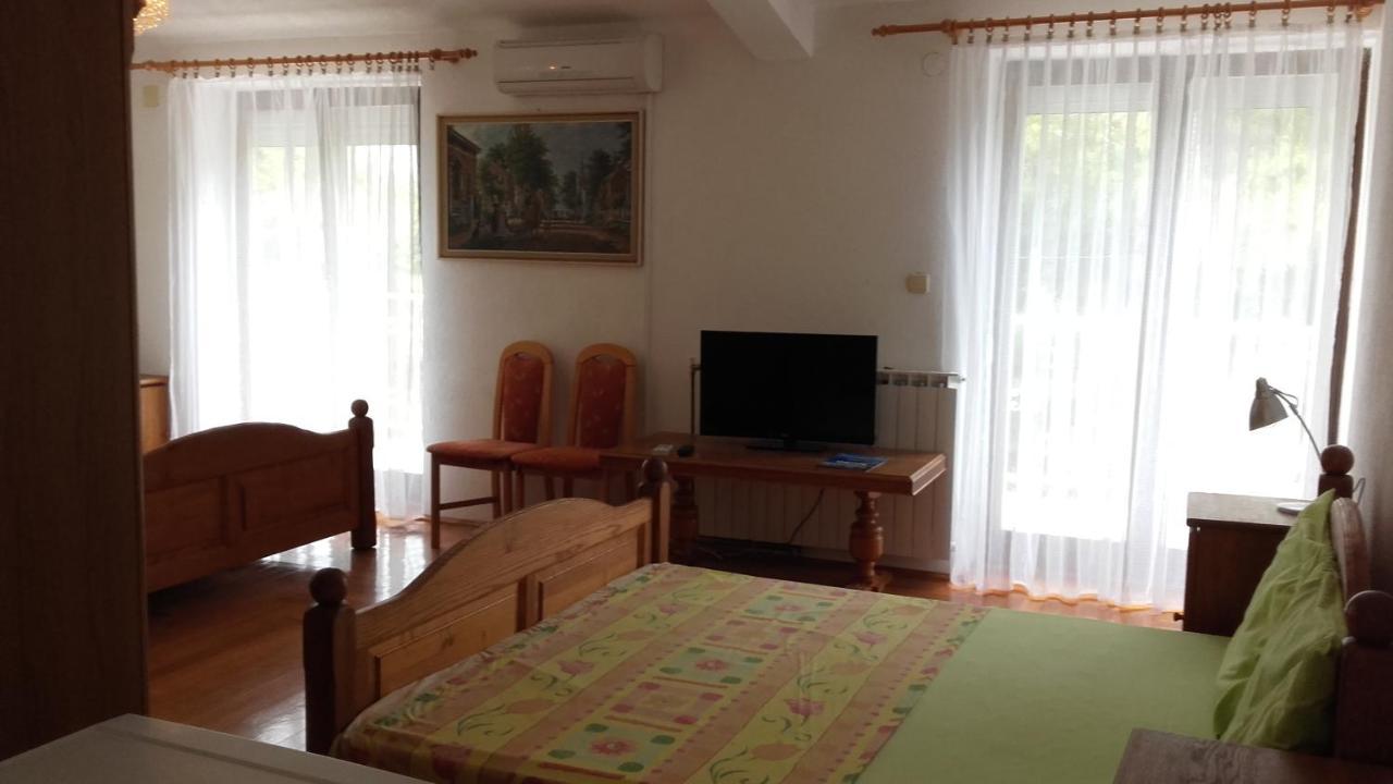 Villa Mateja Donji Okrug  Dış mekan fotoğraf